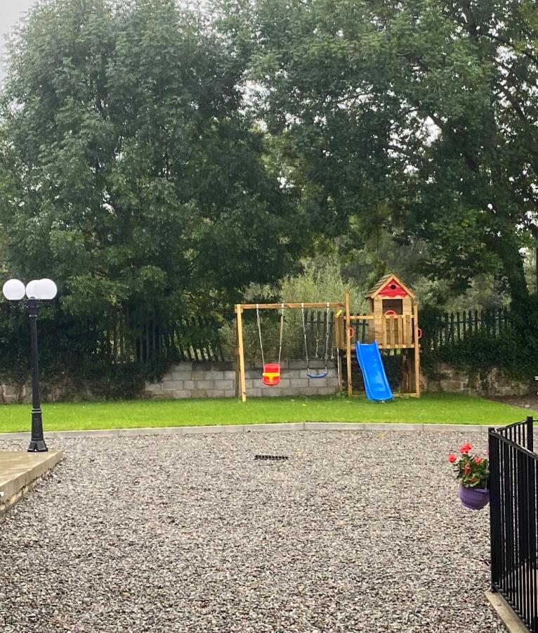 Gleanntan House - Beautiful Family Town House Villa Killarney Buitenkant foto